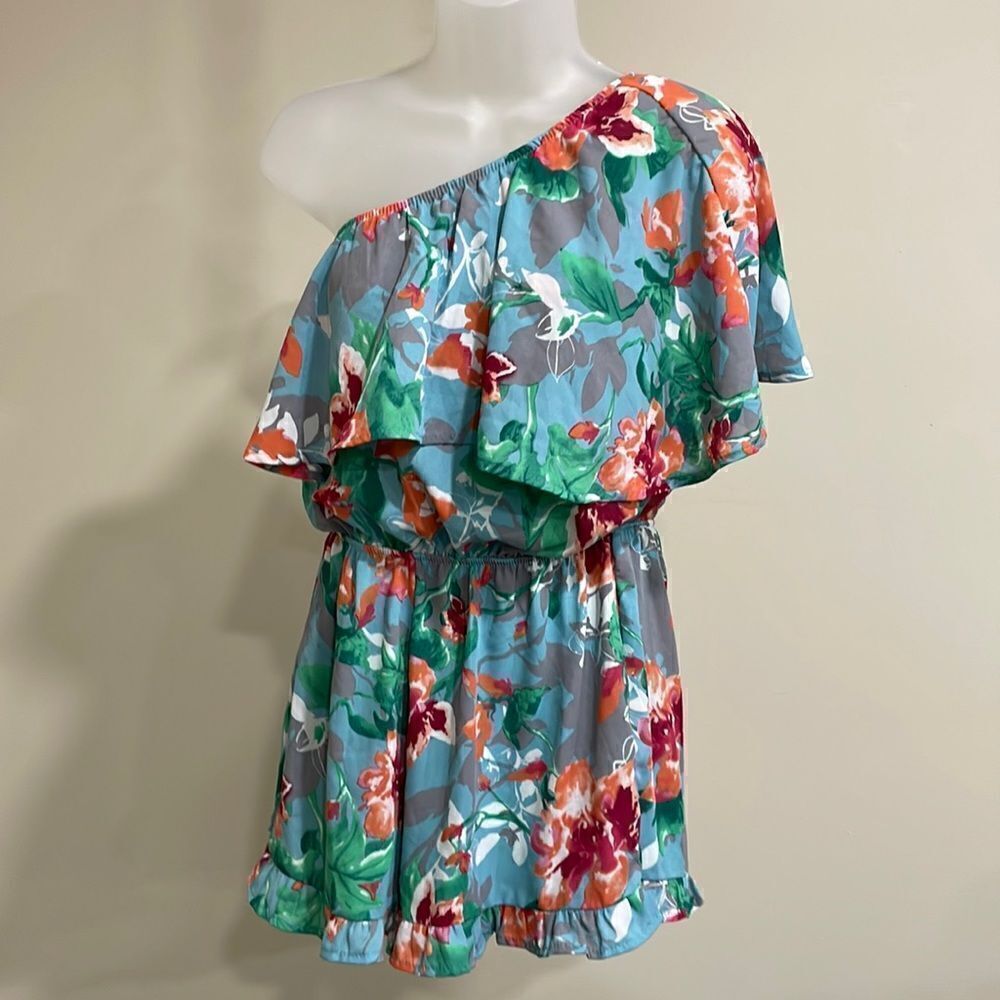 NWT Peach Love One Shoulder Romper  Skorts Dress. Size S small 4/6
